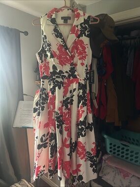 Jessica Howard Coral, Black & White Floral Wrap Midi Dress